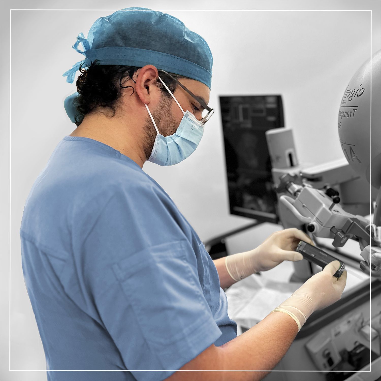 El mejor urólogo oncólogo en CDMX - Dr. Rodrigo León Mar